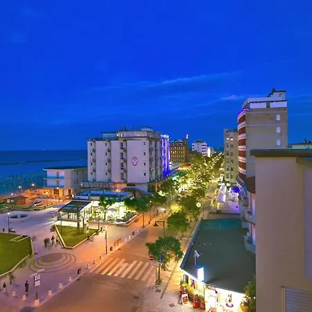 Royal فندق 3*