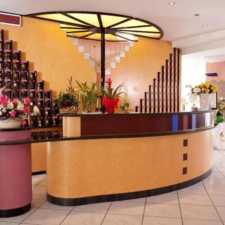 Hotel Royal 3*